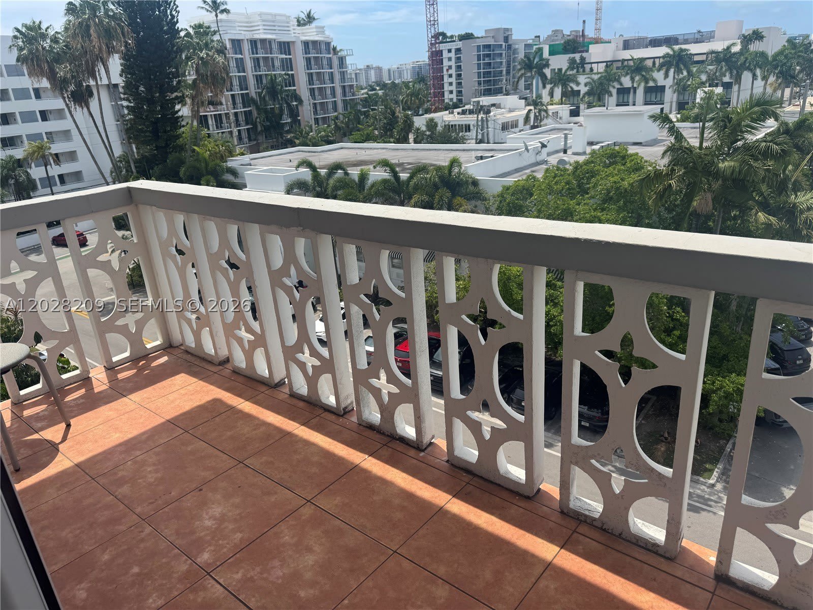 9700 E Bay Harbor Dr – photo 1 of 11