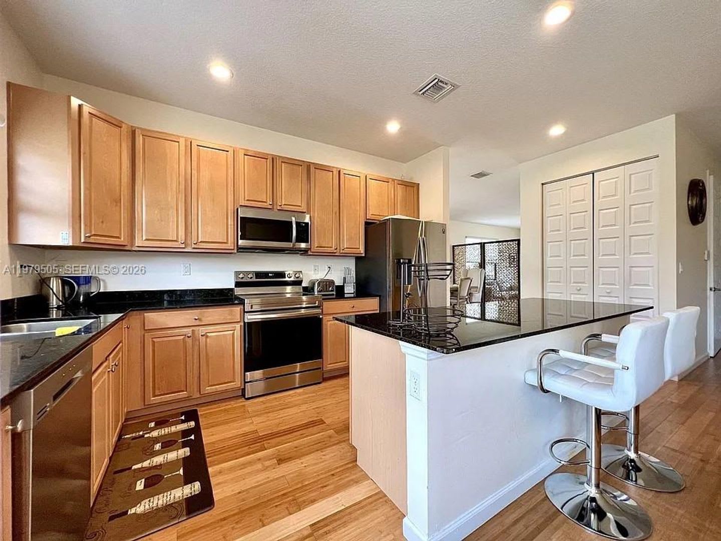 965 NE 193rd Terrace 965, Miami, FL 33179 – photo 1