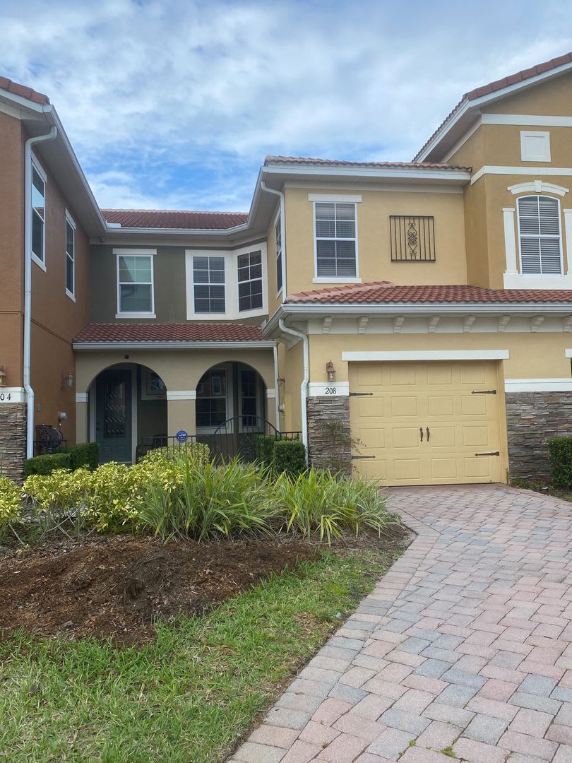 Townhome In Gated Community In The Heart Of Oviedo – photo 1 of 354