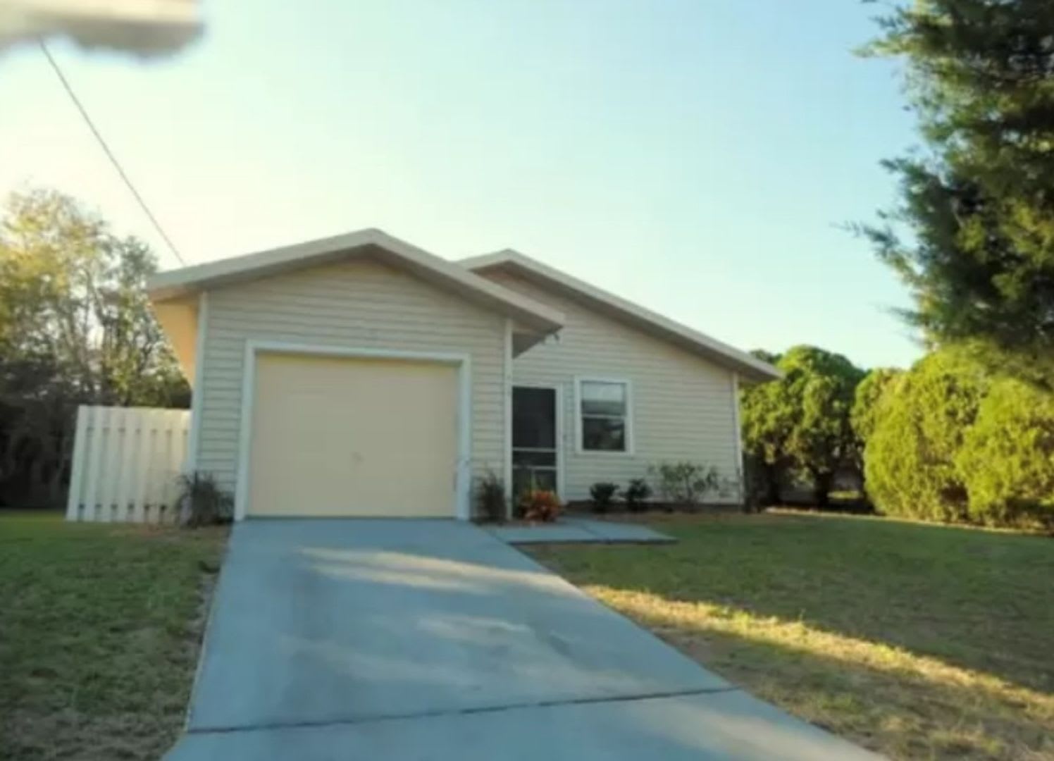 Charming 3BR House in Inverness – photo 1