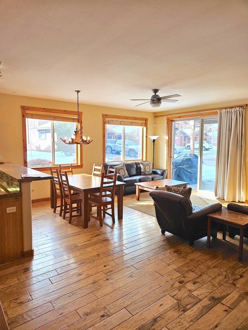 Two Bedroom Ski Lease in the Boulders – photo 1 of 20