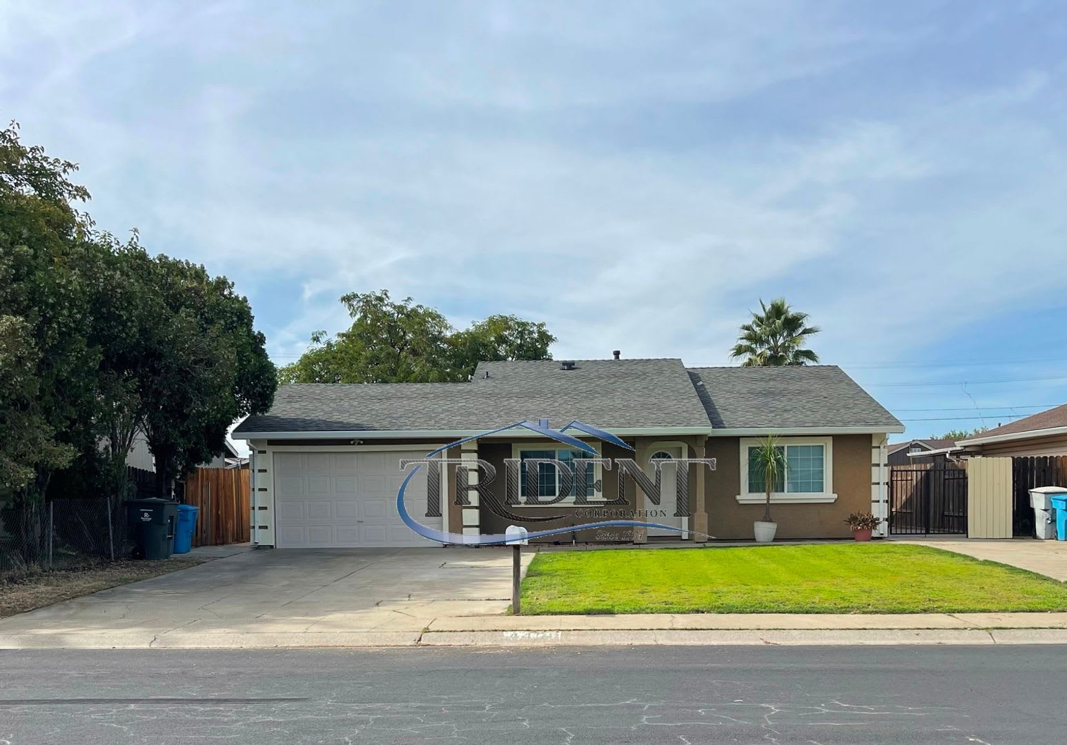 3 bedroom, 2 bath house – photo 1 of 17