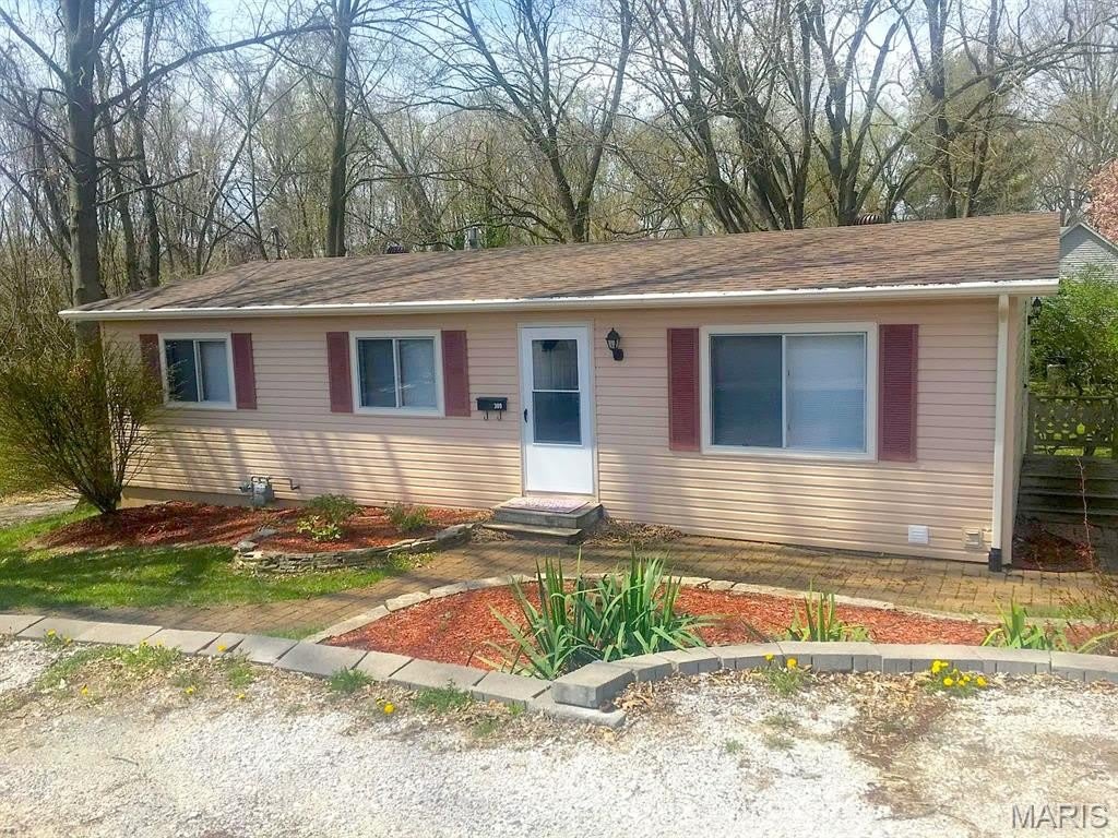 309 S ASH Street – photo 1 of 12