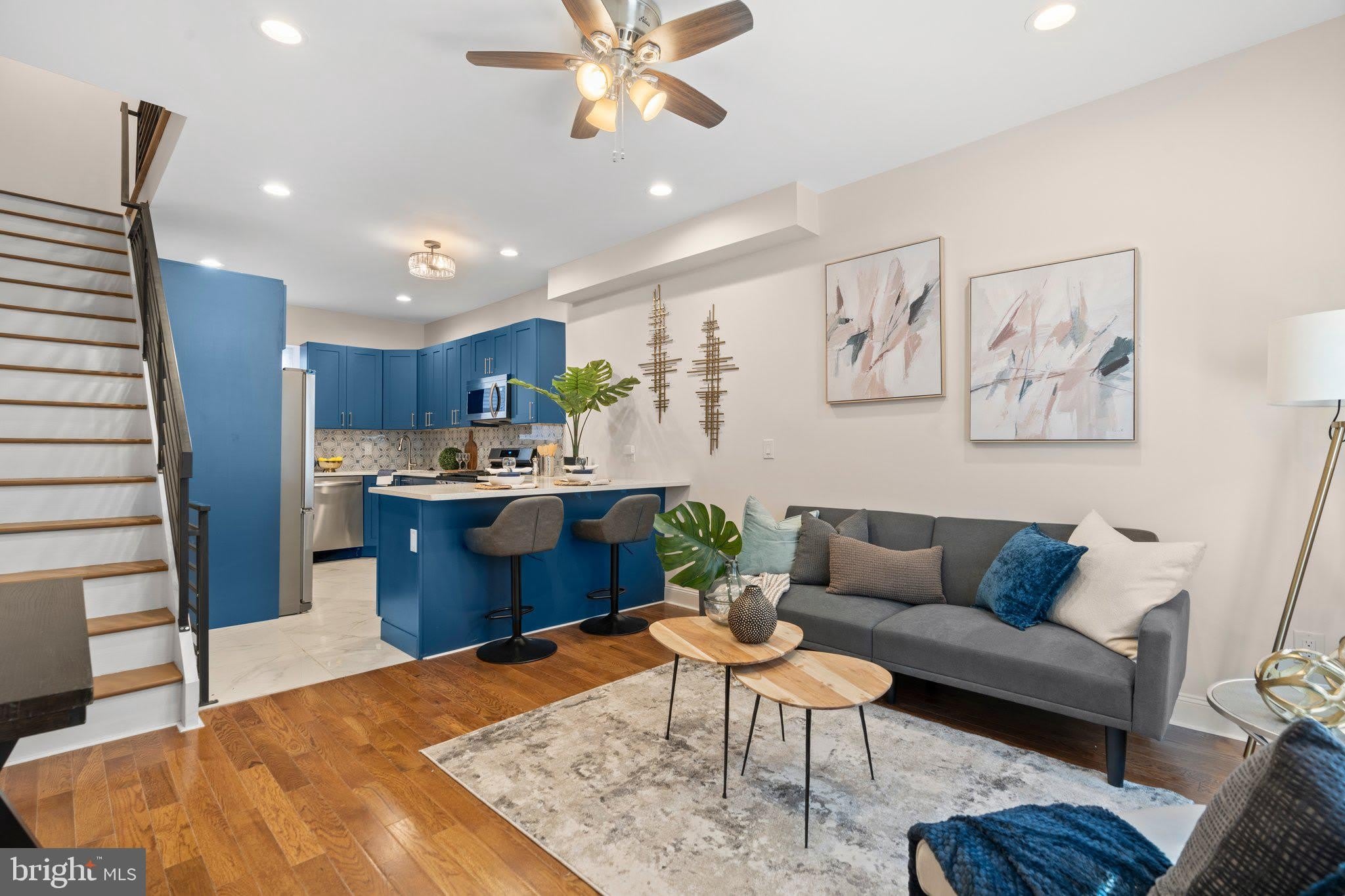 1017 S BOUVIER Street – photo 1