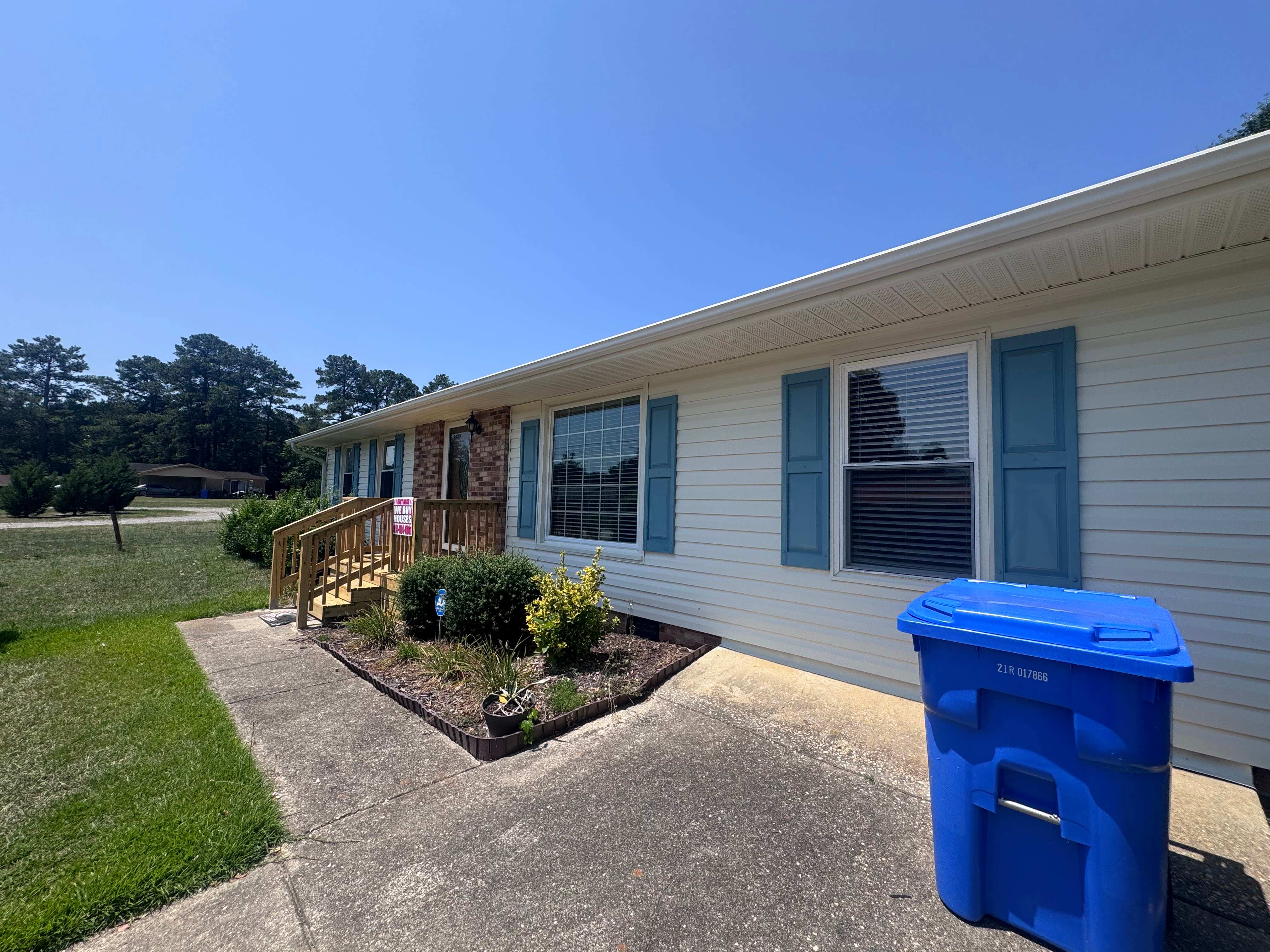 7363 Hyannis Dr – photo 1