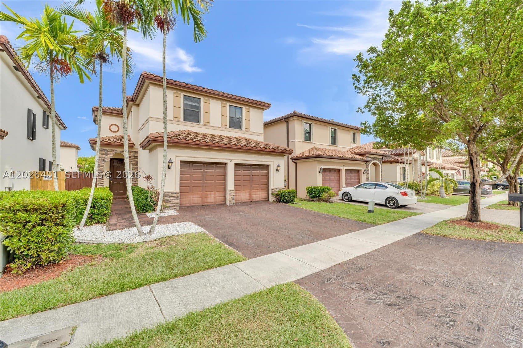 581 SE 34th Ter – photo 1