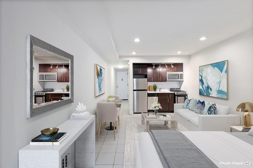 367 West 48th Street – photo 1