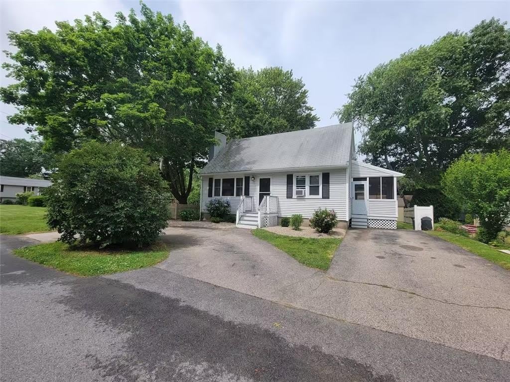 48 Wayland Trail