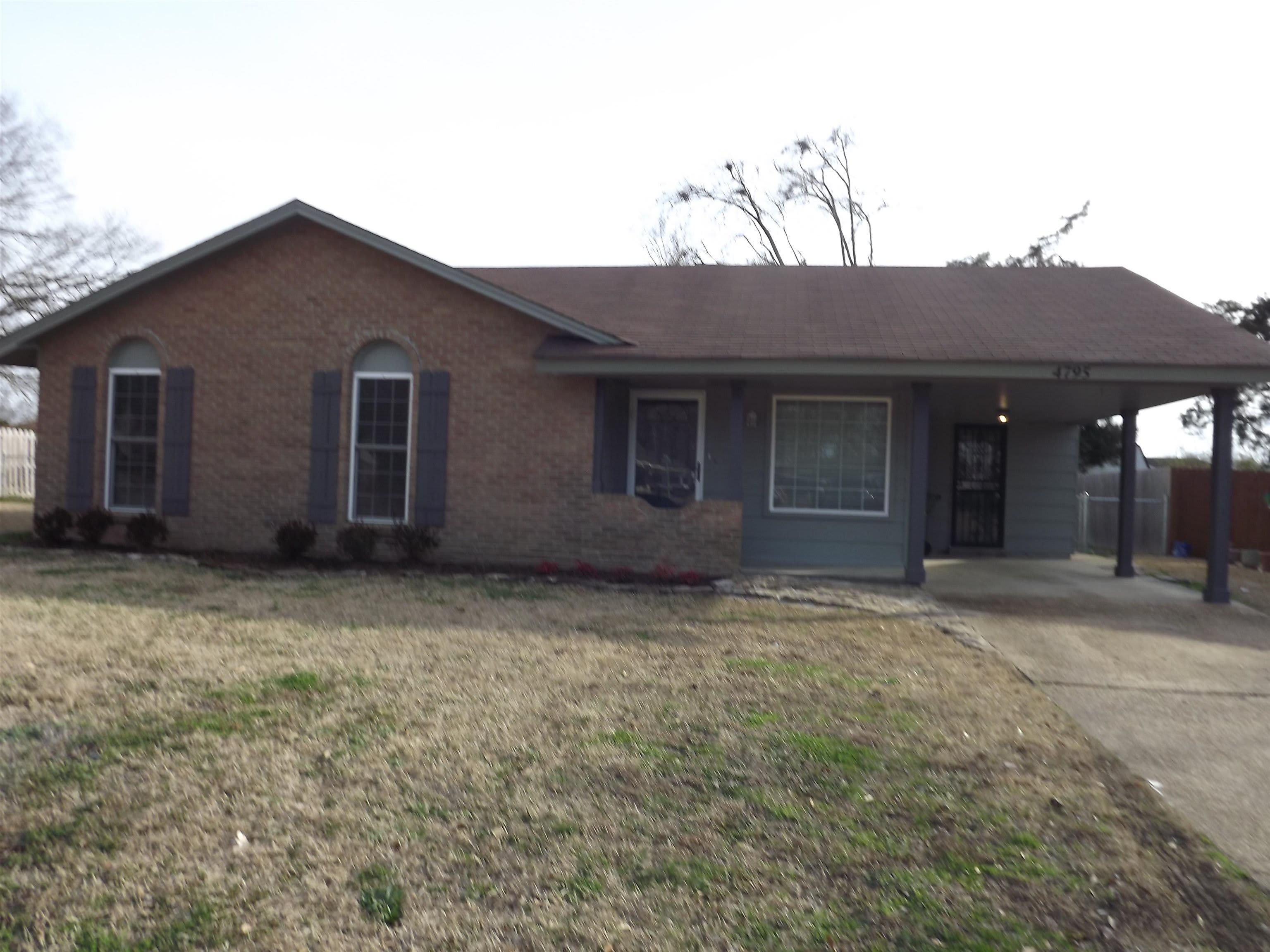 4795 JANIE St – photo 1 of 3