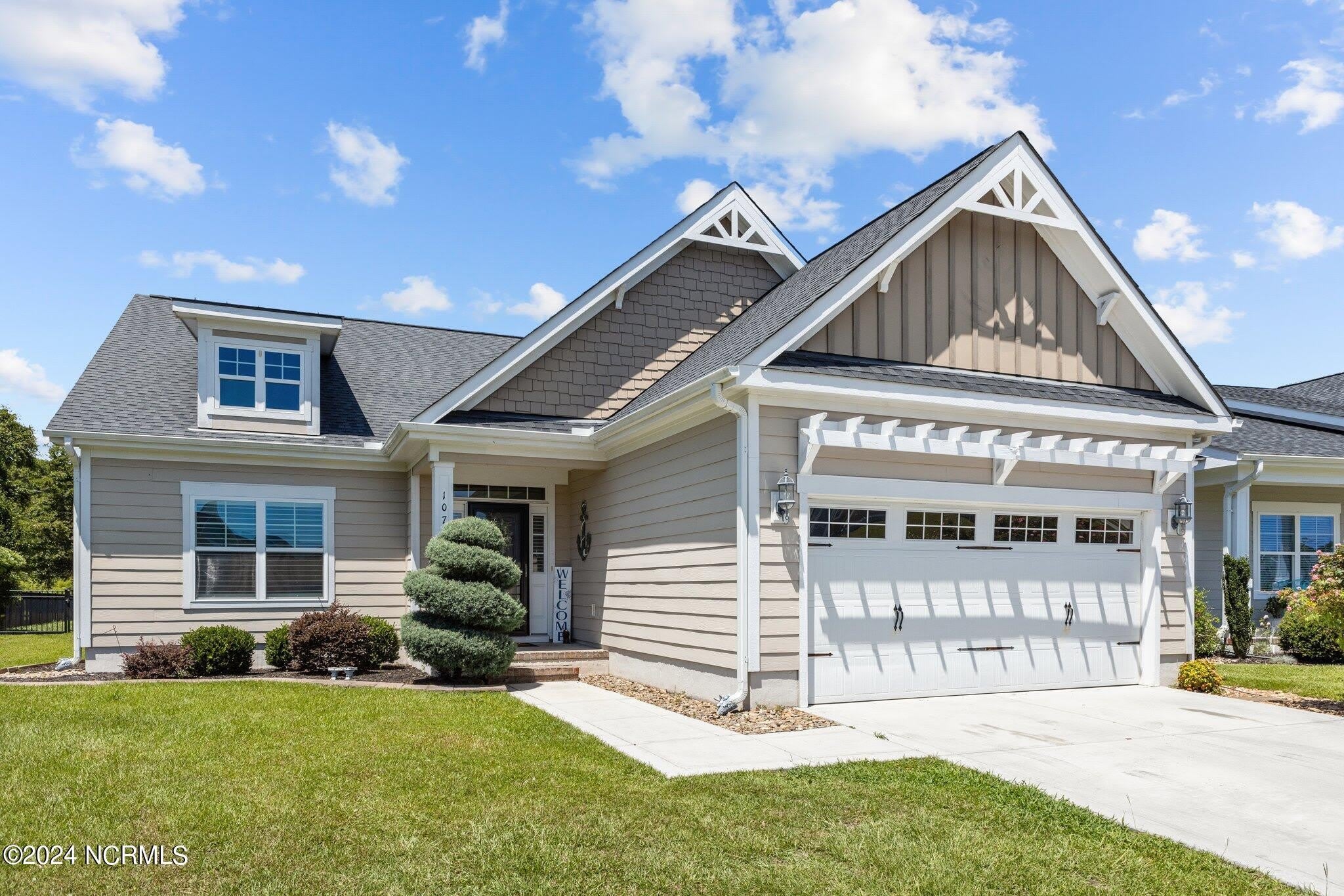 107 Bogue Harbor Court – photo 1 of 46