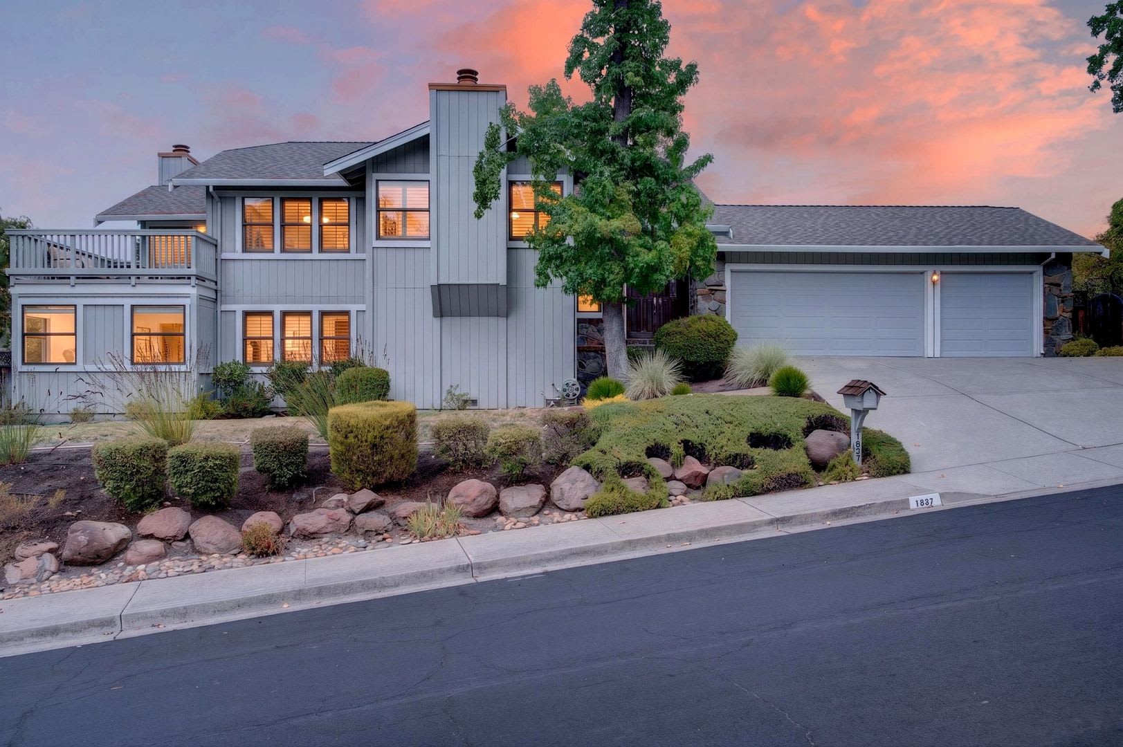 Must See Spacious Alamo 4BR Home with Remodeled Baths &amp; Expansive Yard – Monte Vista Schools! – photo 1 of 68