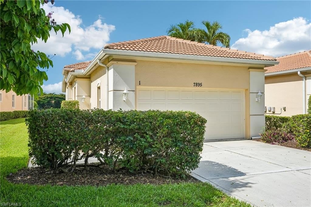 7895 Sanctuary Cir – photo 1