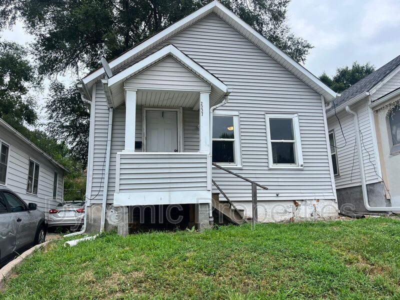 2227 South 12Th Street – photo 1