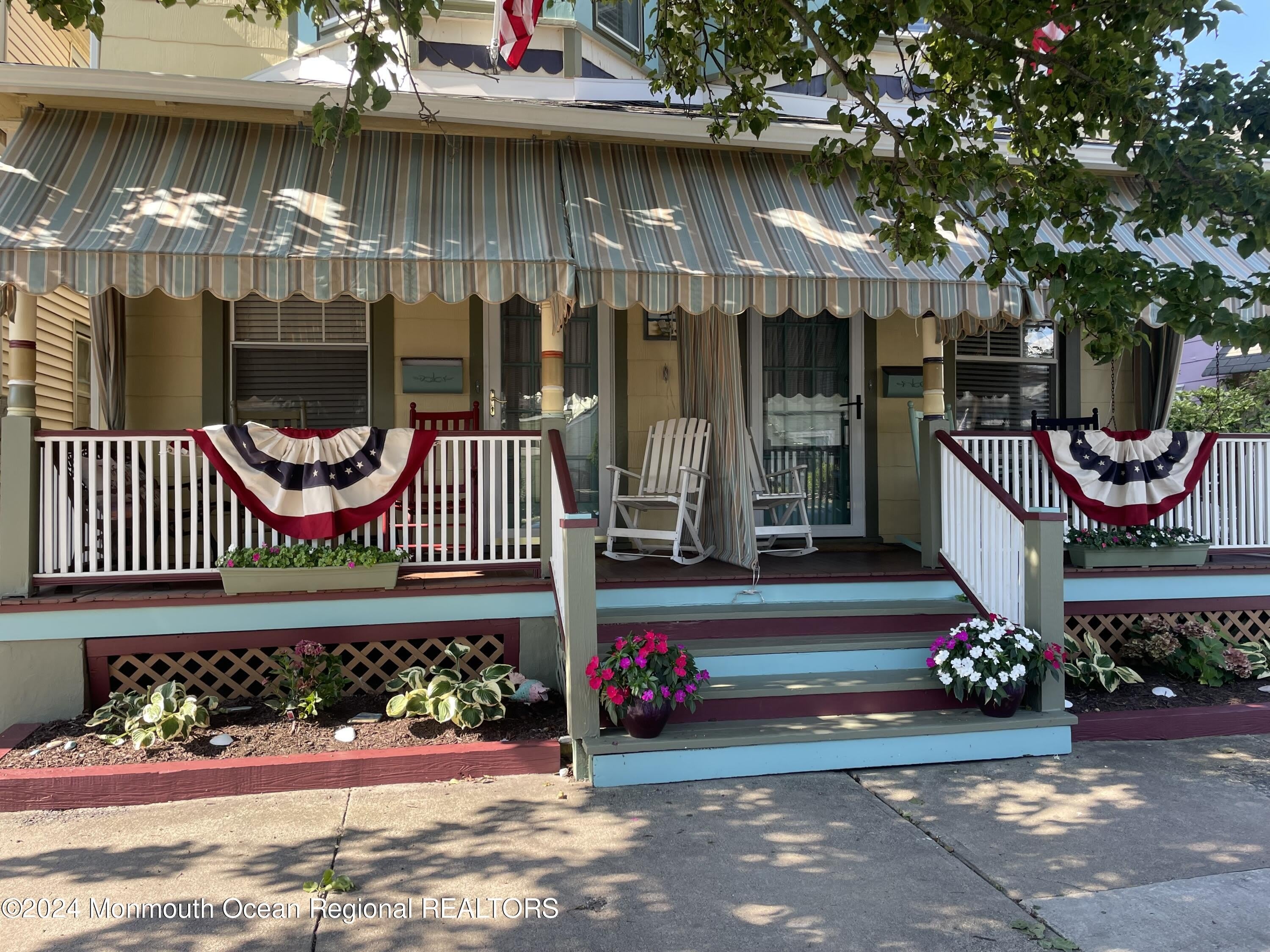 56 Heck Avenue – photo 1