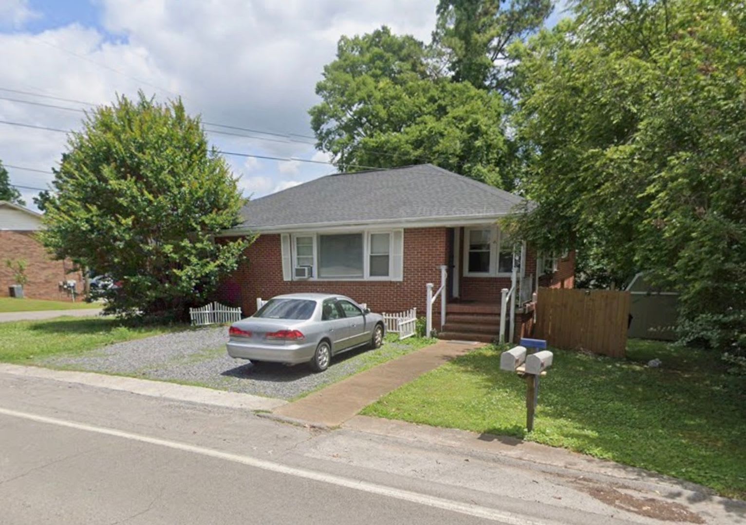 450 Highland Ave – photo 1