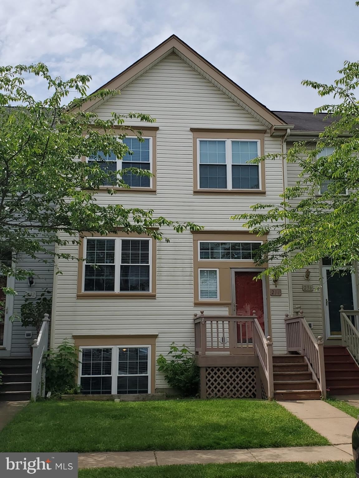 234 FRAZER Drive – photo 1 of 9