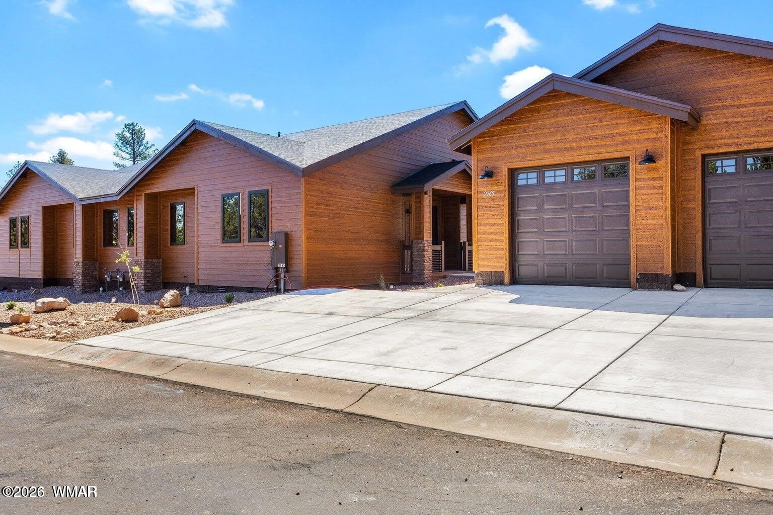 2765 W Villa Loop – photo 1 of 34