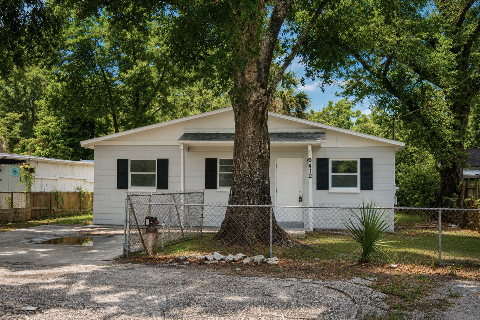 3 Bedroom, 1 Bathroom Home for Rent in Tampa! – photo 1