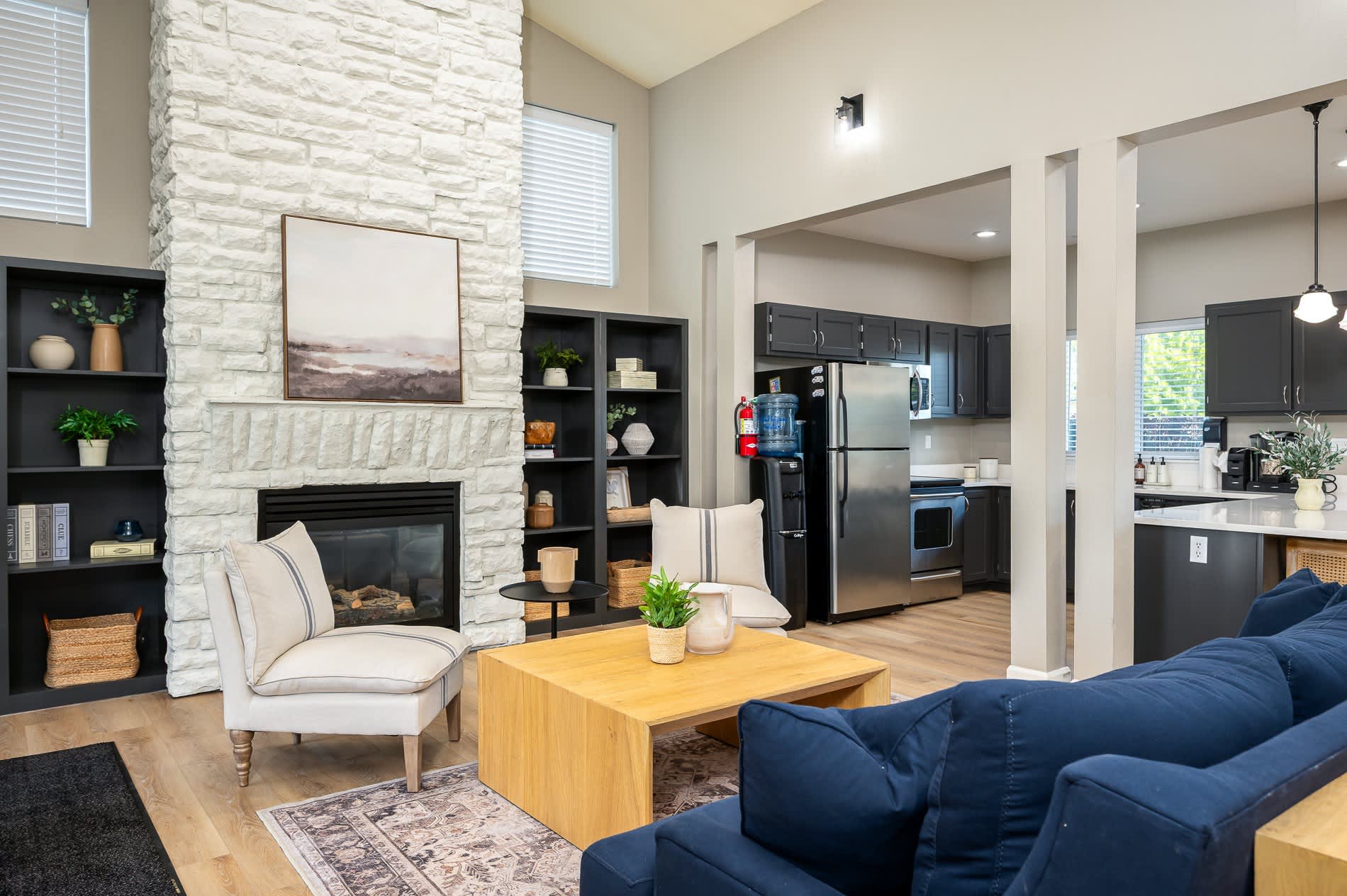 Center Pointe Apartments – photo 1