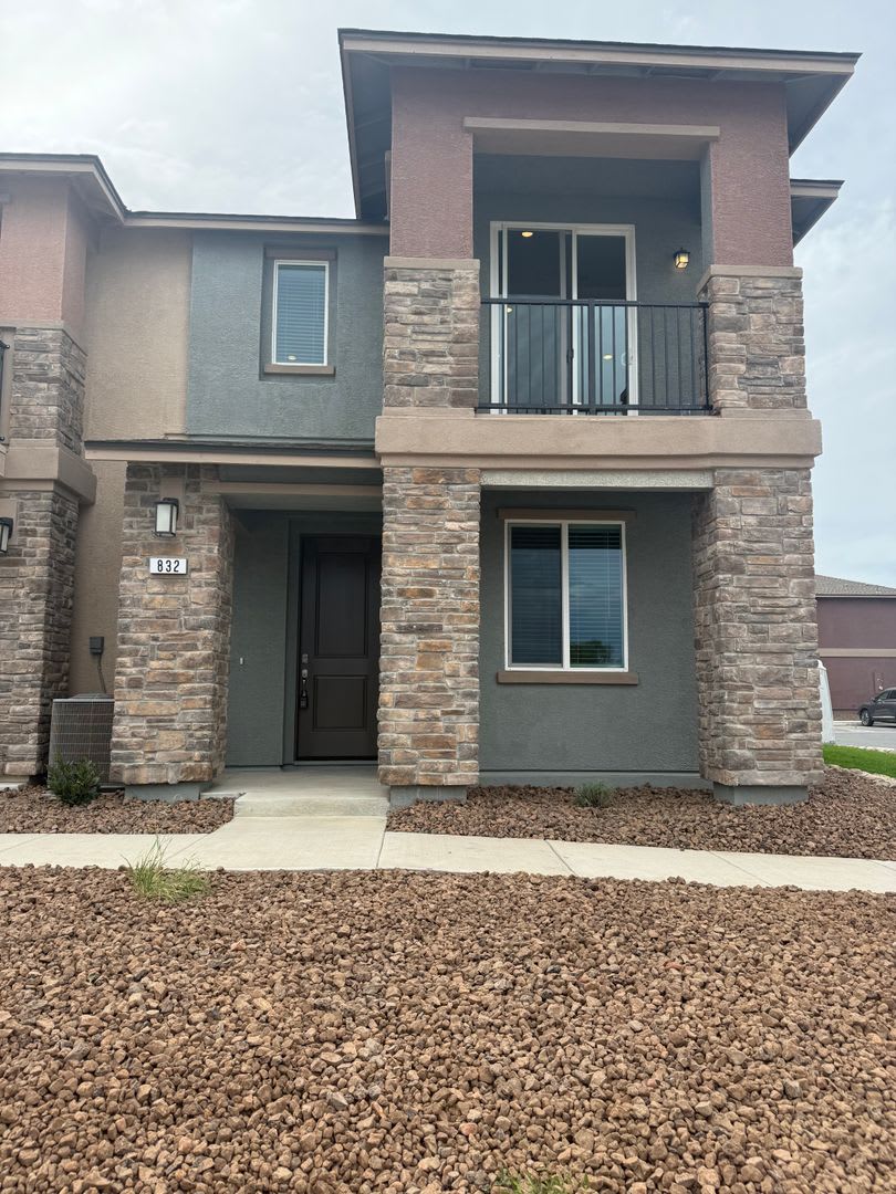 Brand-New 3 Bed – photo 1