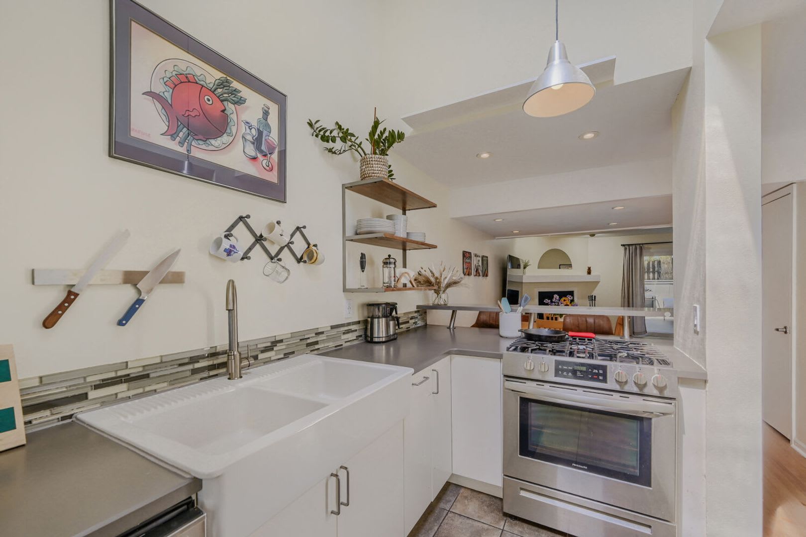Charming Updated 3Br Gem Great Boulder Access – photo 1