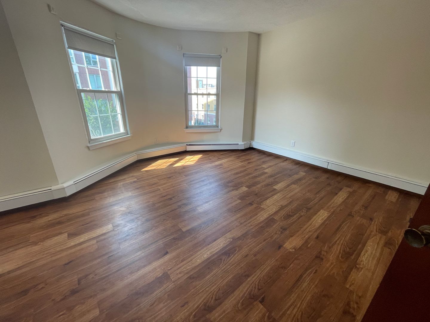 * Longwood * Clean & Basic 1-Bedroom on MBTA GL-E – photo 1