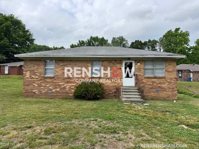 263 Navy Dr – photo 1 of 13