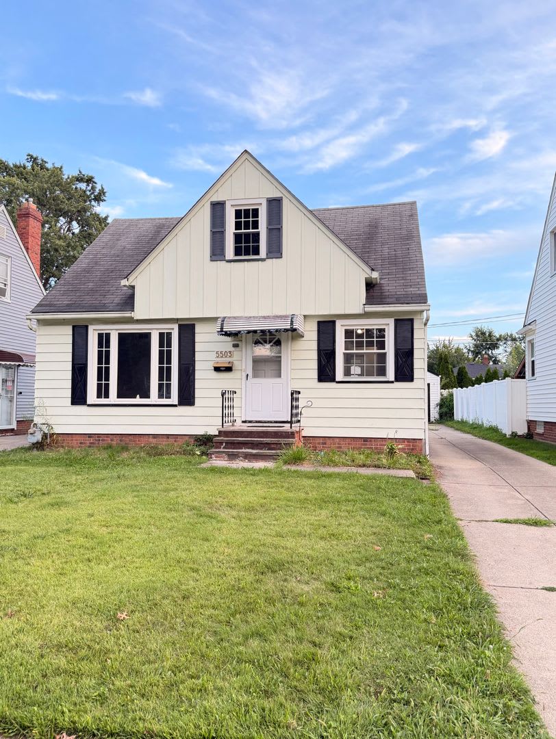 Charming 3-Bedroom Home with Garage in Parma – $1,550/Month – photo 1