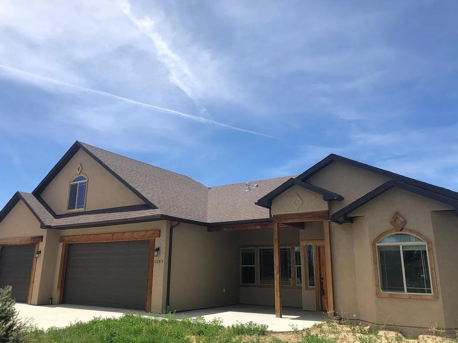 1083 20 Road – photo 1 of 104