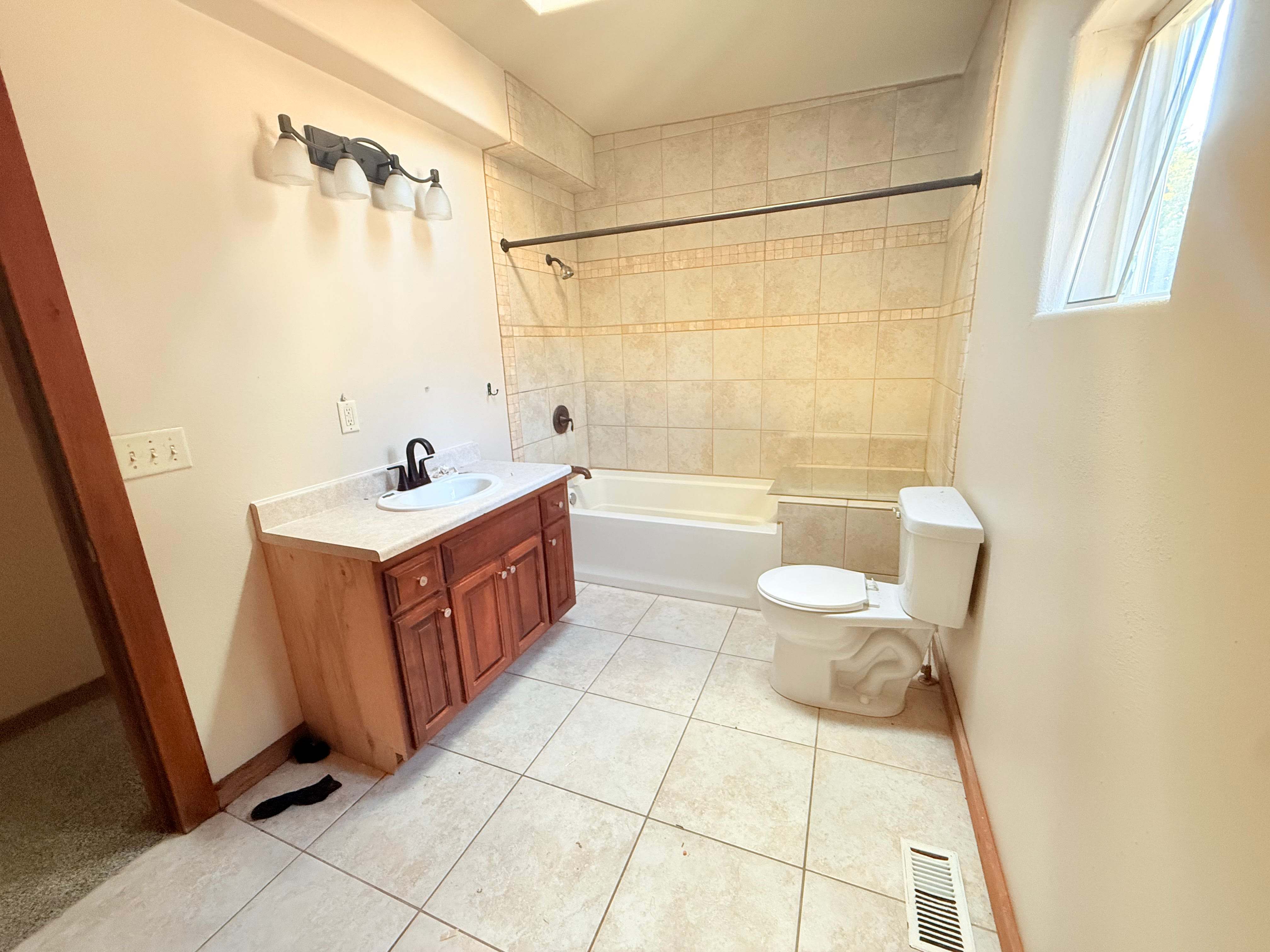 1305 S Norton Ave – photo 1