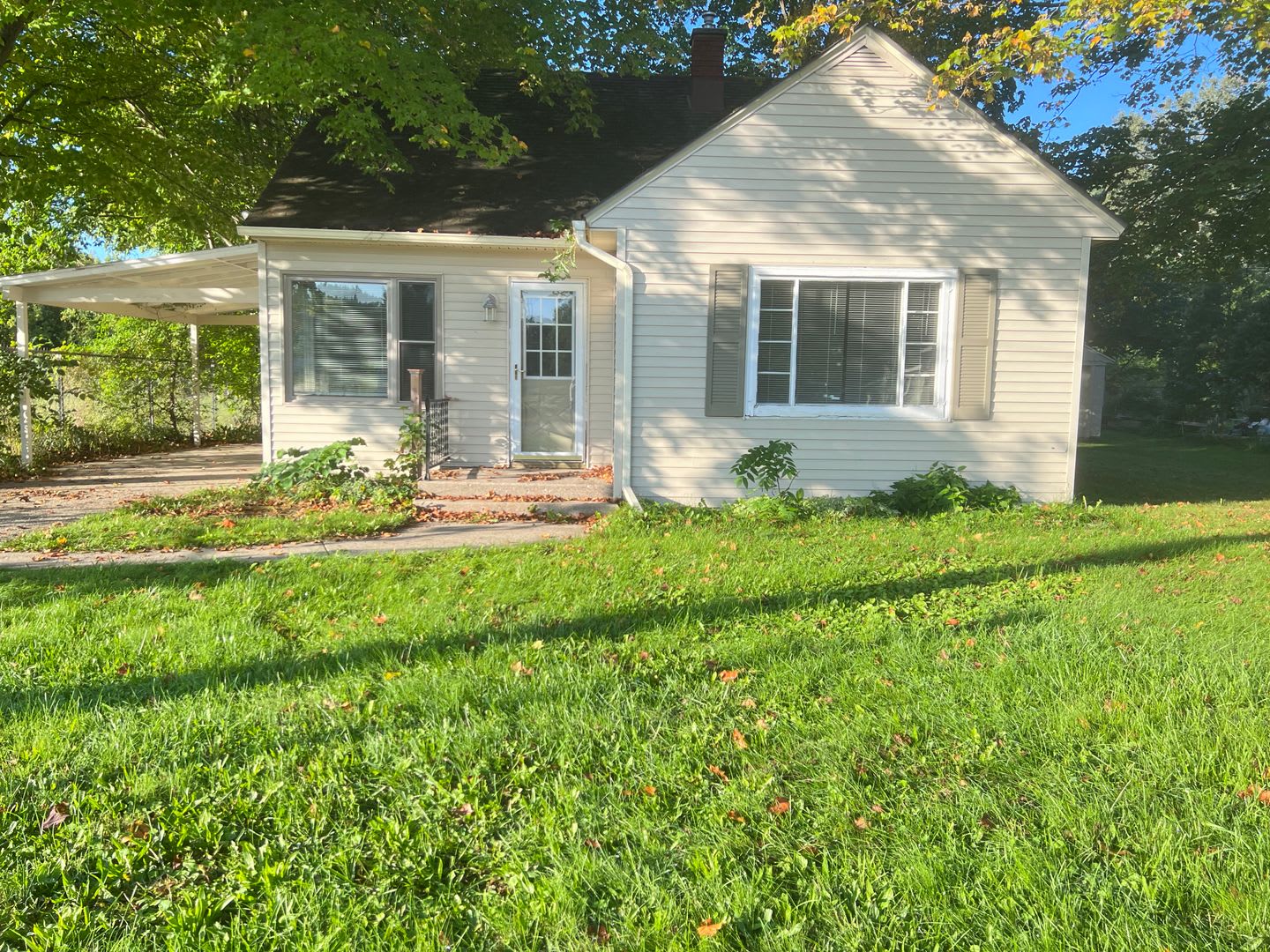 Adorable home in Ada! – photo 1 of 13