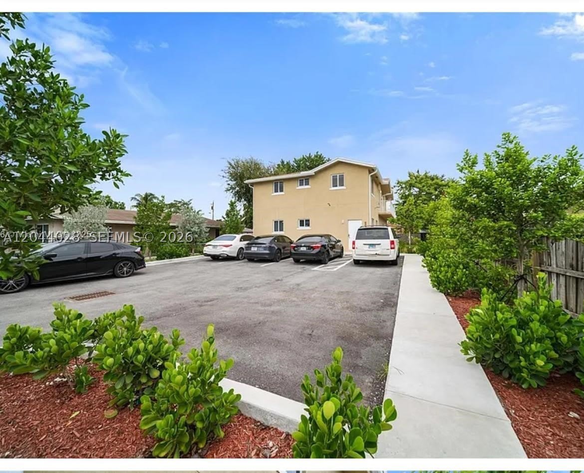 2311 Scott St – photo 1