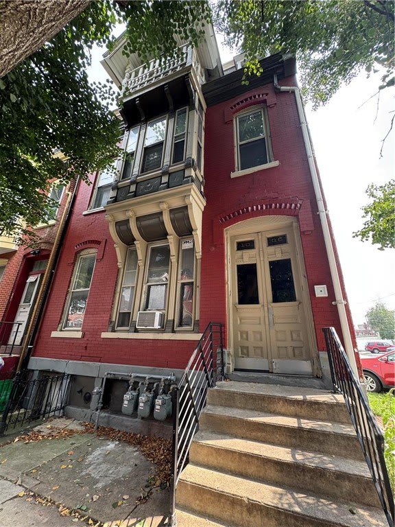 1036 W Linden Street – photo 1