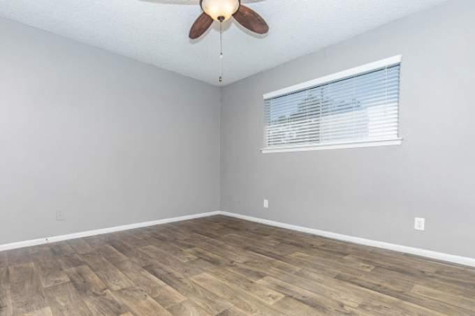 7918 Jones Maltsberger Rd 114 – photo 1