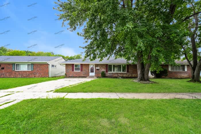 7943 Glen Orchard Drive – photo 1