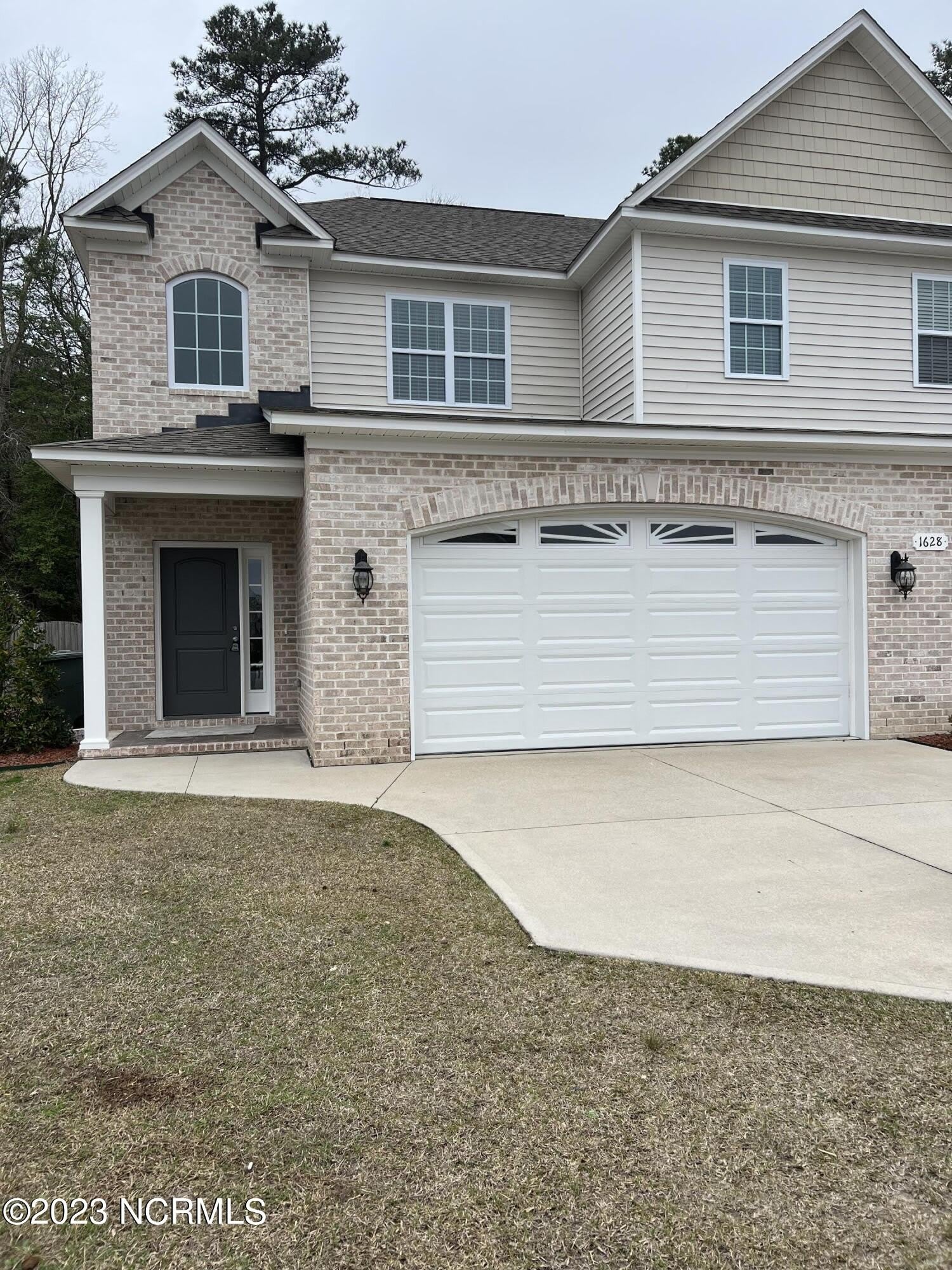 1628 Cambria Drive – photo 1