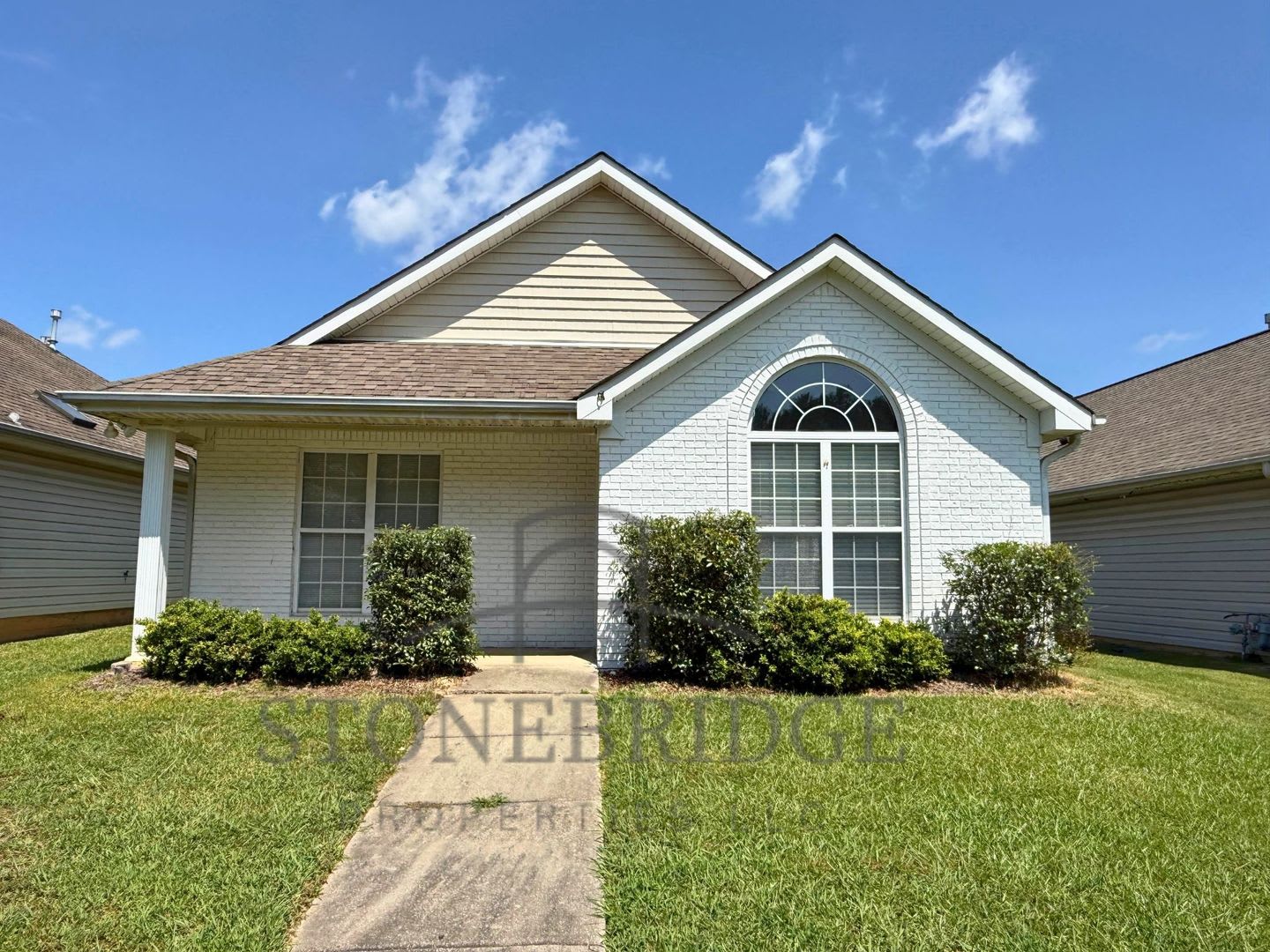3 Bed 2 Bath Home In Calera – photo 1 of 39