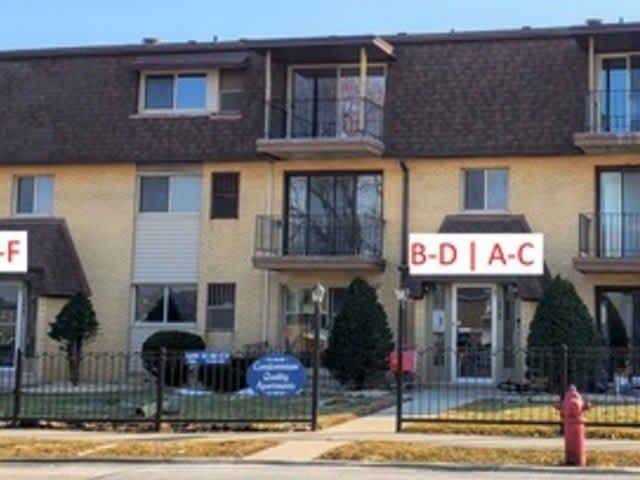 8141 W 84th Place