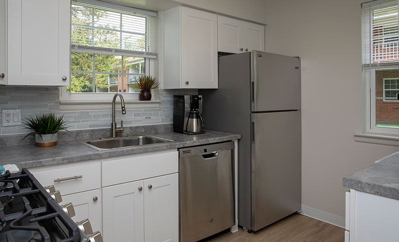Gateway Apartments – photo 1 of 42