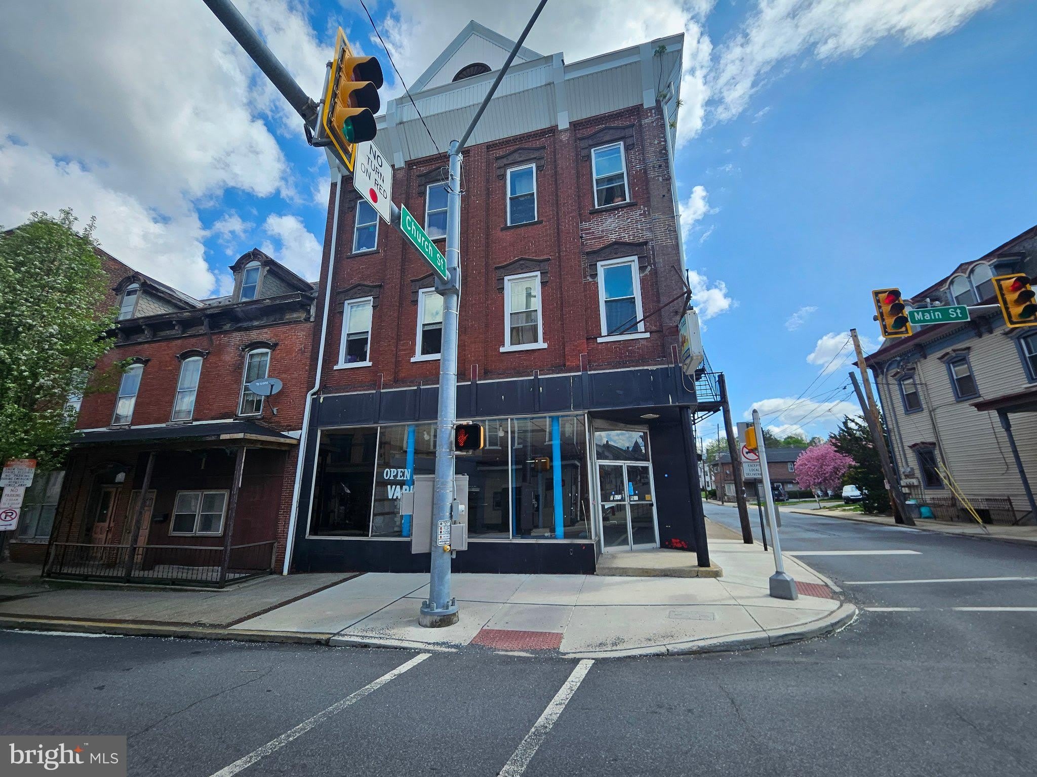 232 E CHURCH Street – photo 1 of 6