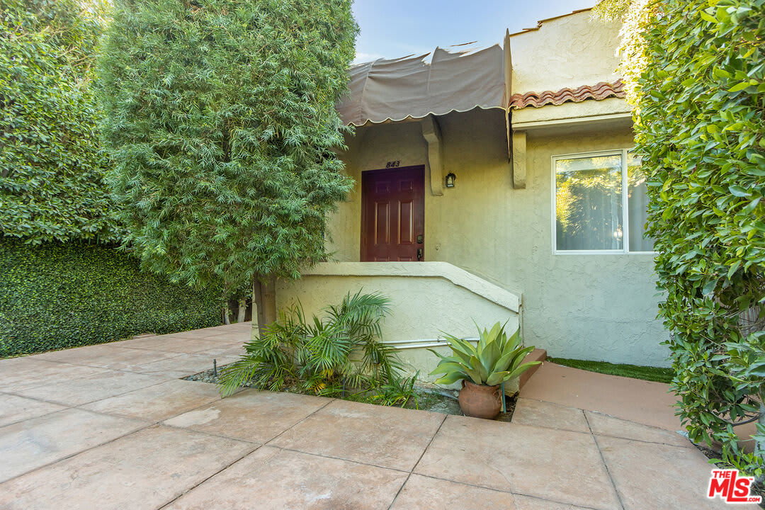 843 North Ogden Drive – photo 1