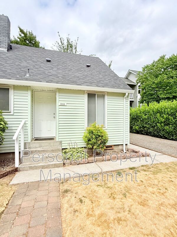 3110 Thompson Ave. – photo 1