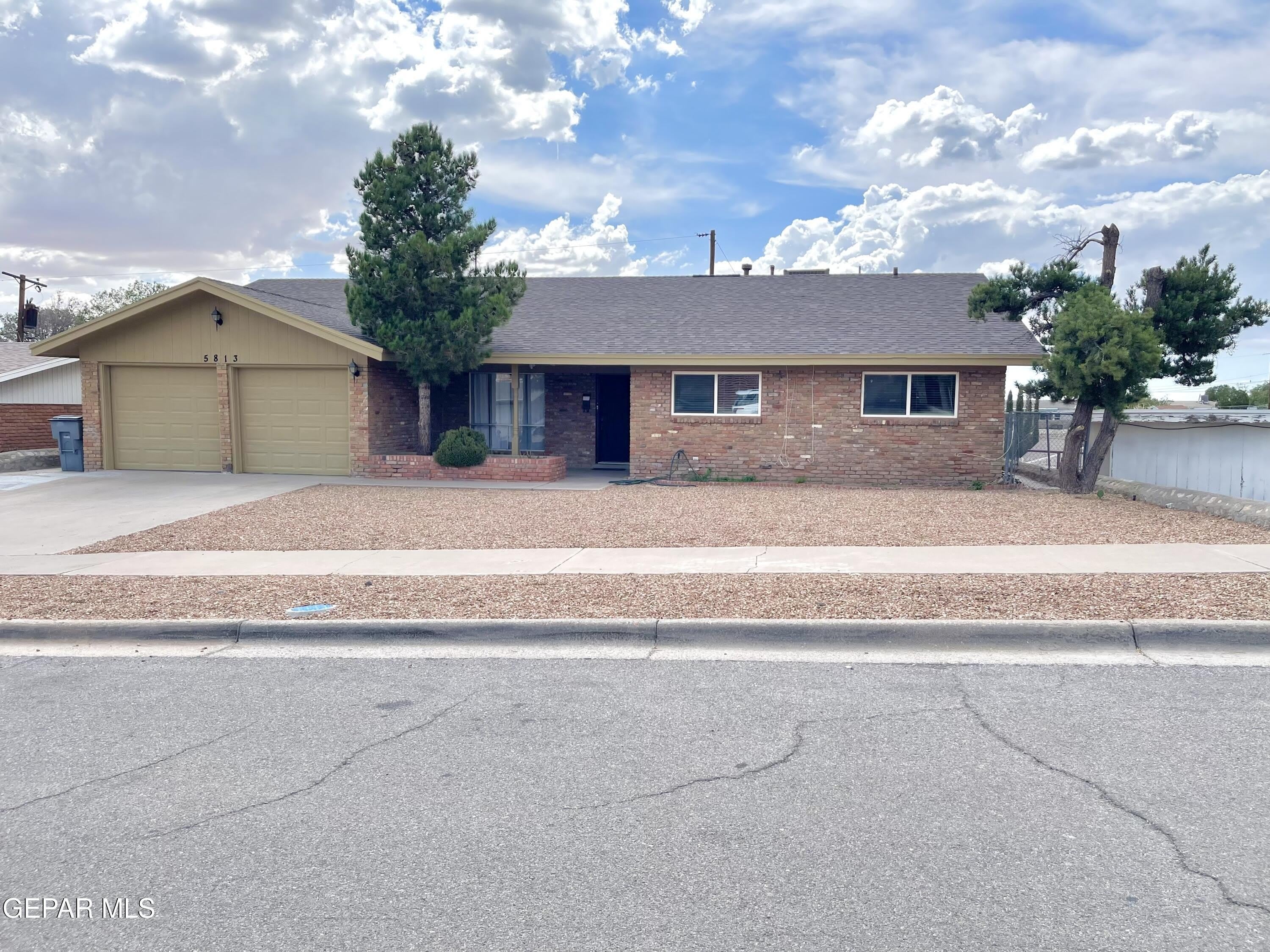 5813 BEAUMONT Place – photo 1