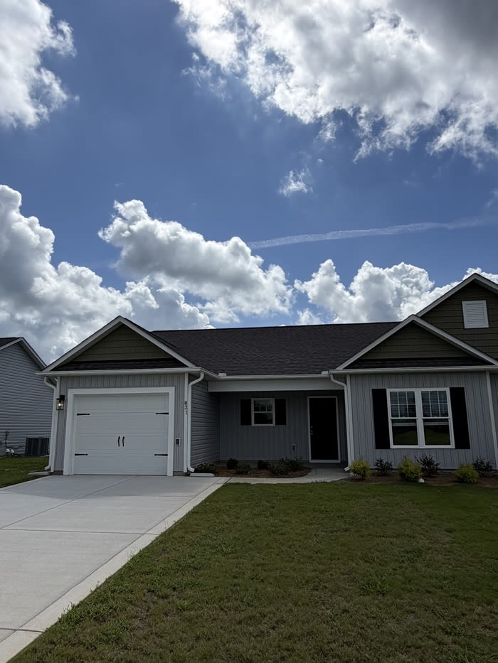 831 Middleton Road – photo 1