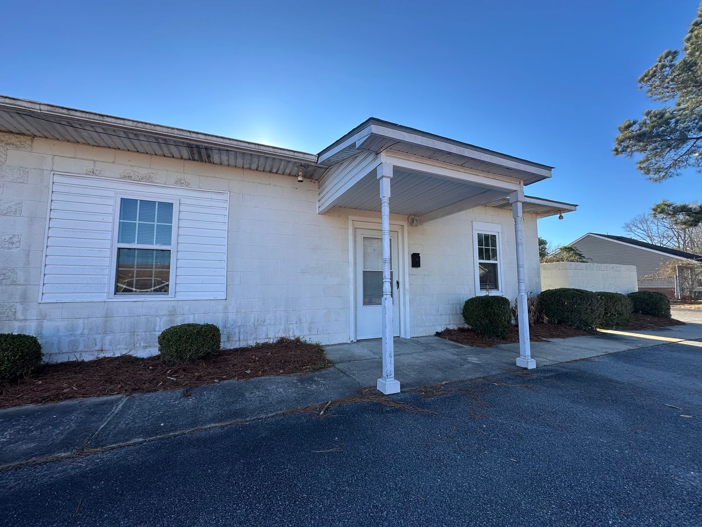 3 Bed 1 Bath Apartment Utilities Included – photo 1 of 11