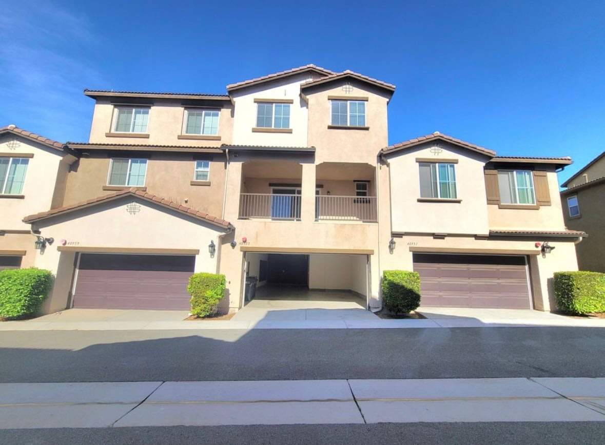 40955 Belleray Avenue – photo 1
