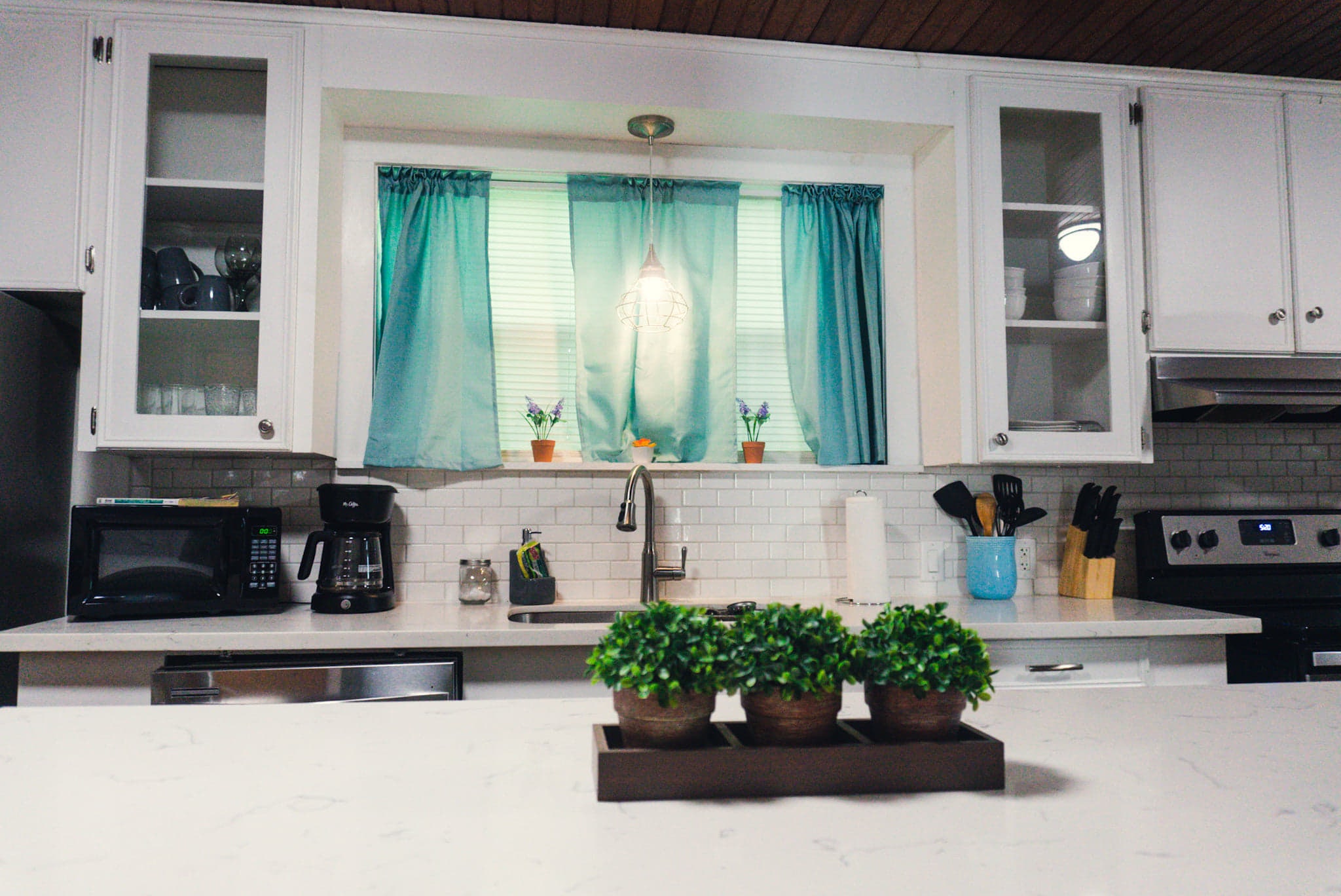 125 East – photo 1 of 268