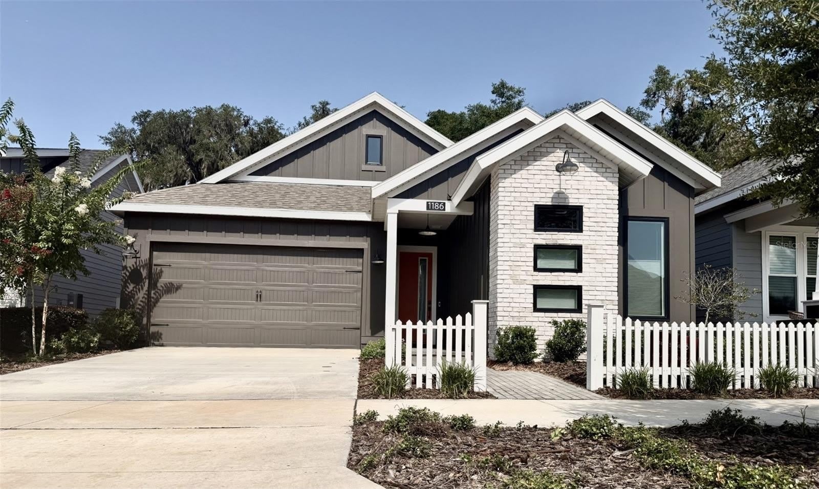 1186 Nw 132Nd Boulevard – photo 1 of 116