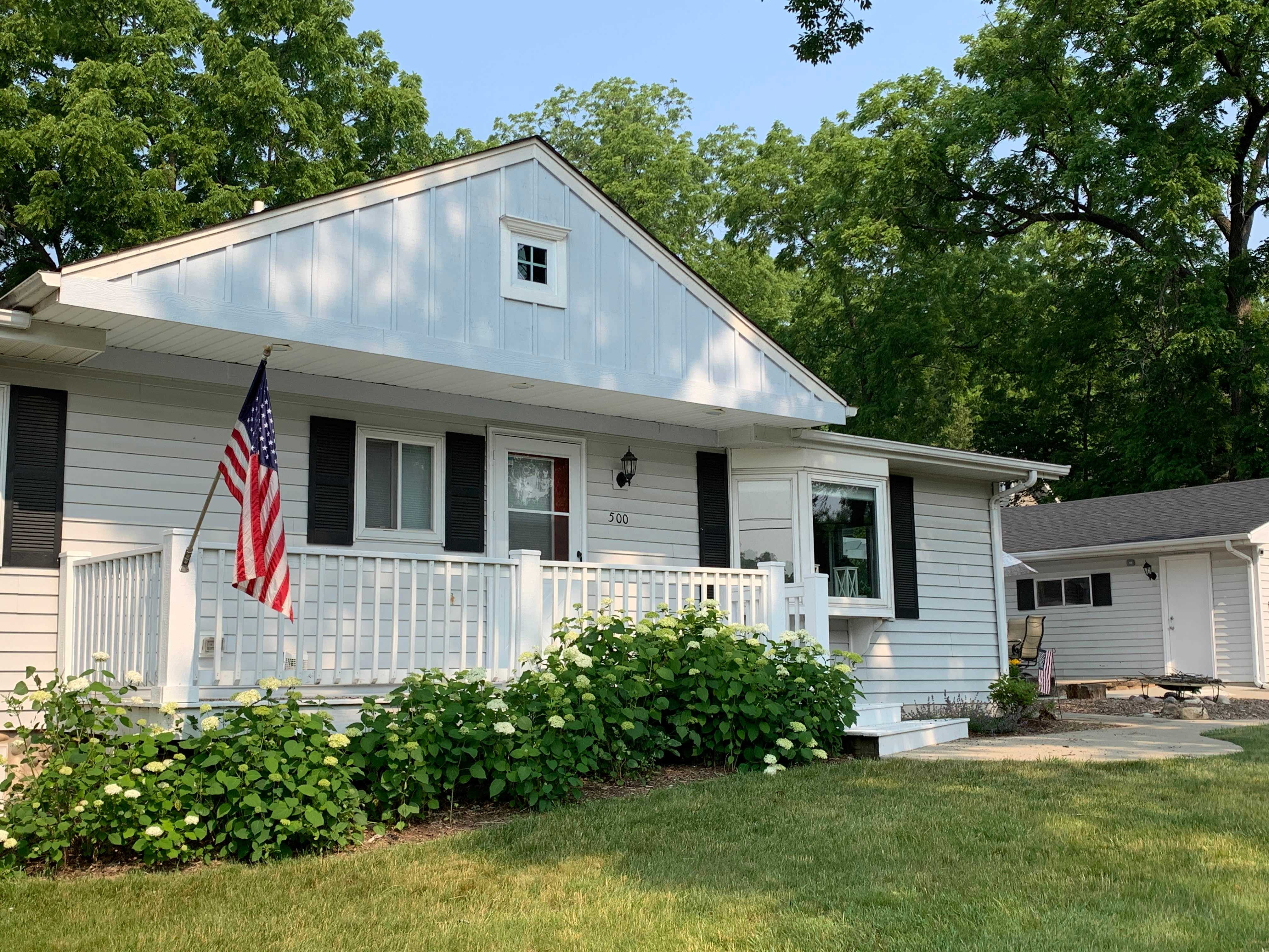 500 Fremont Avenue – photo 1 of 18