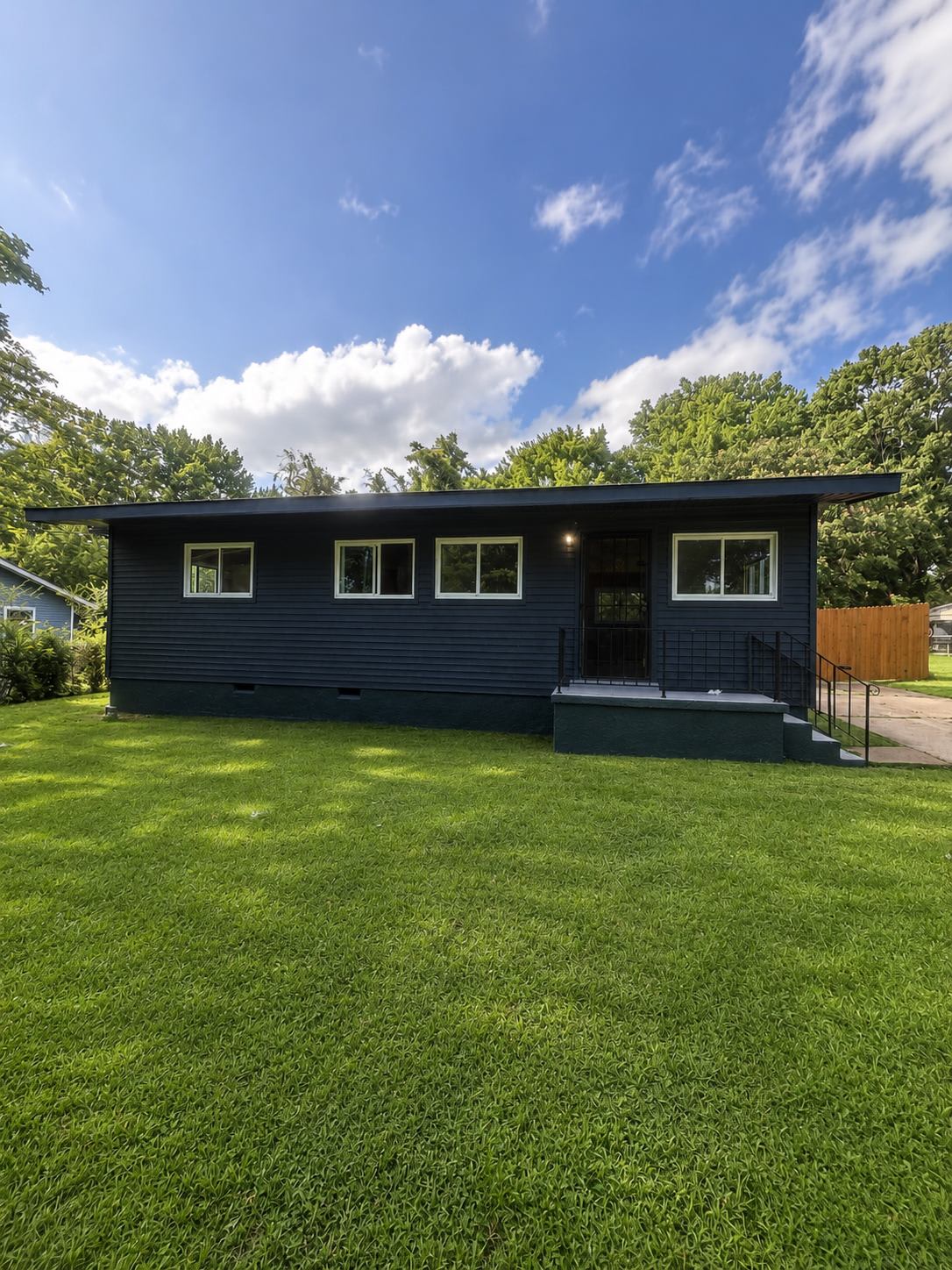 708 George Road – photo 1